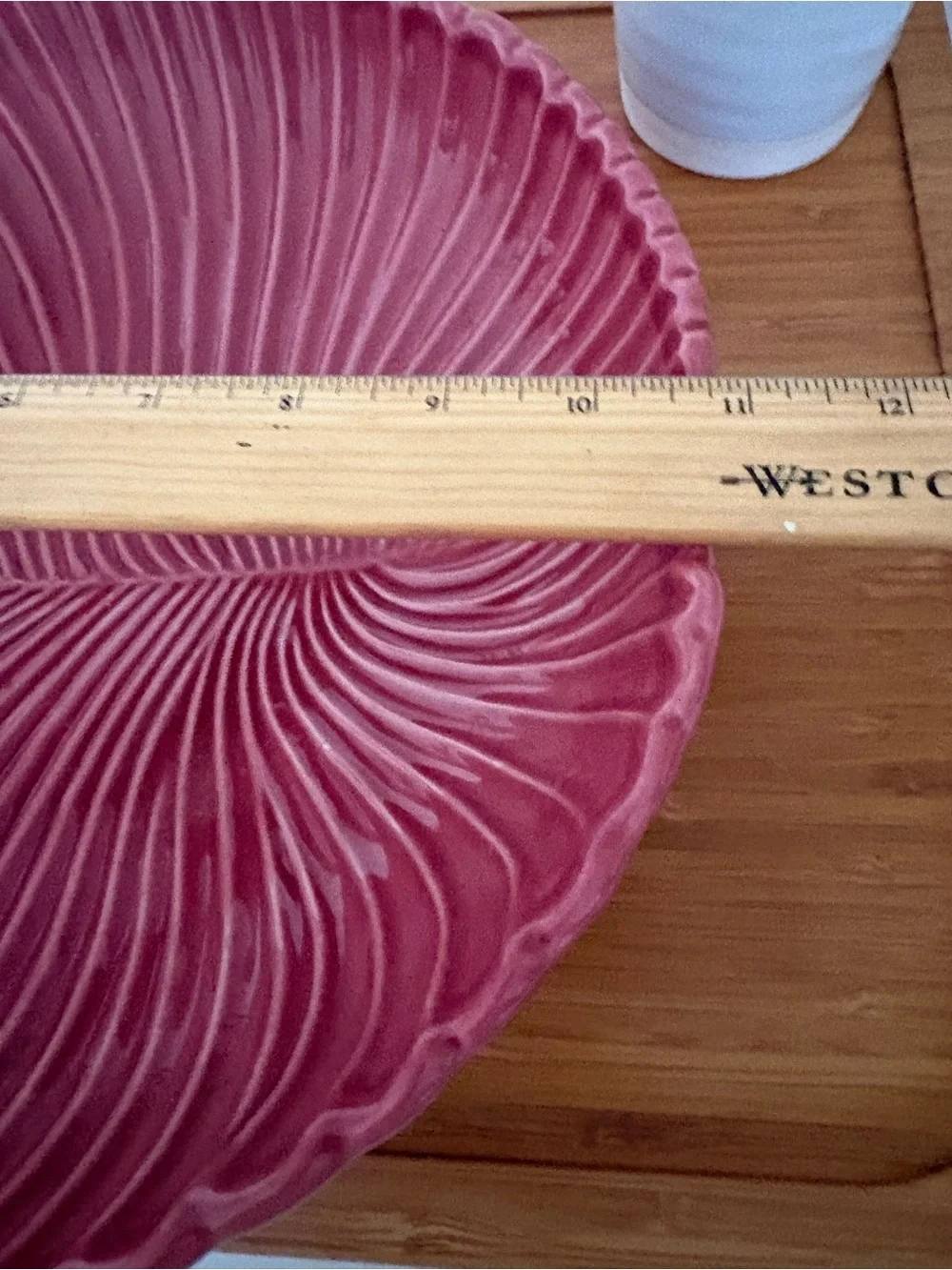 Vintage Banana Leaf Pattern Serving Bowl Maroon By L Made in Italy